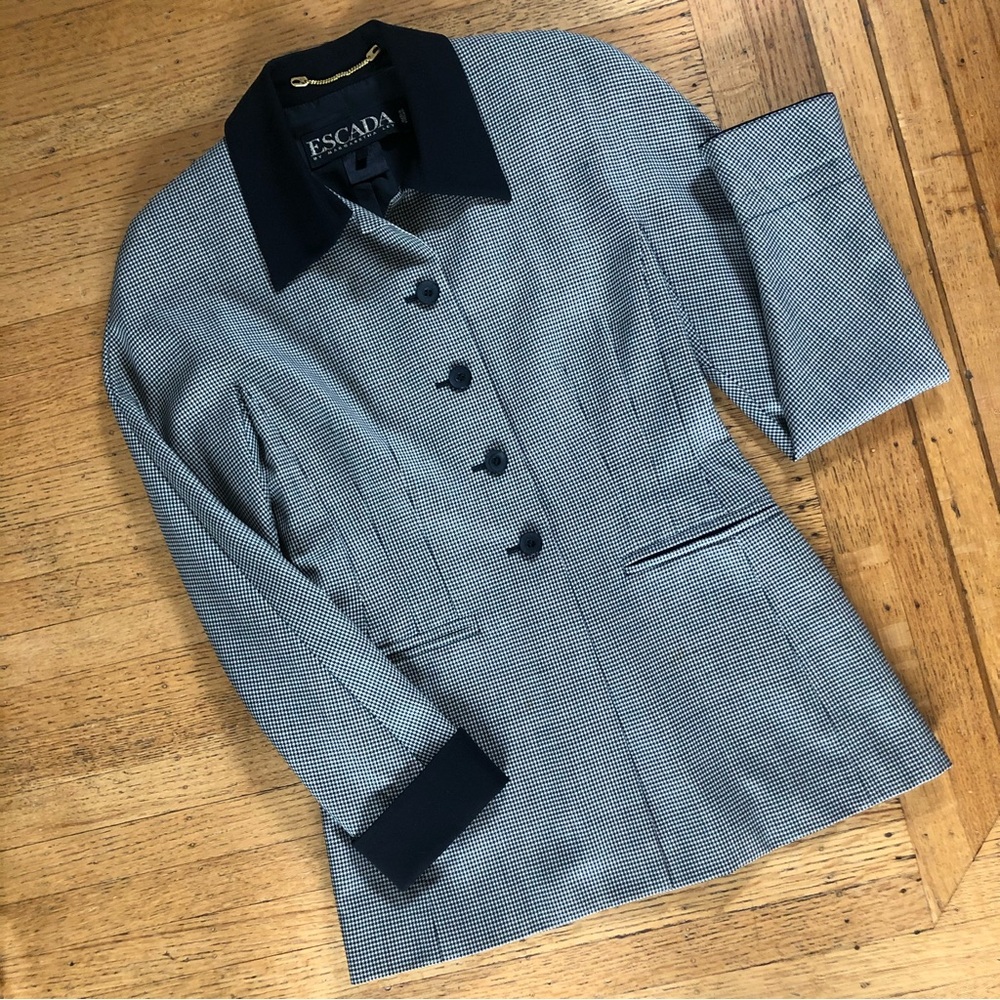 VINTAGE ESCADA FITTED BLAZER BY MARGARETHA LEY